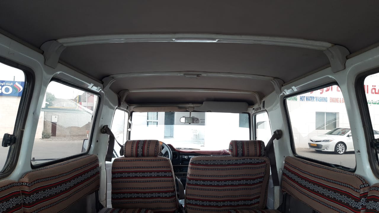 009 - interior.jpg