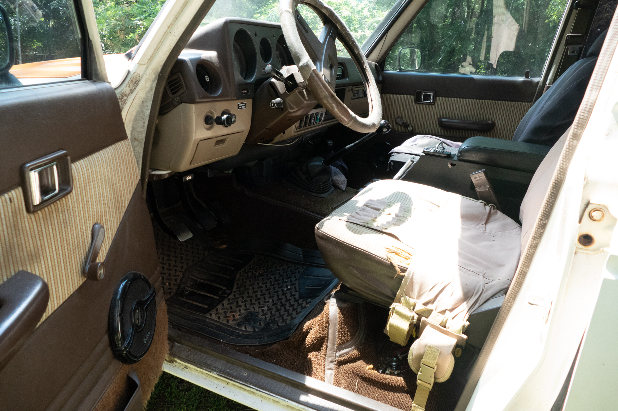 FJ60-18.jpg