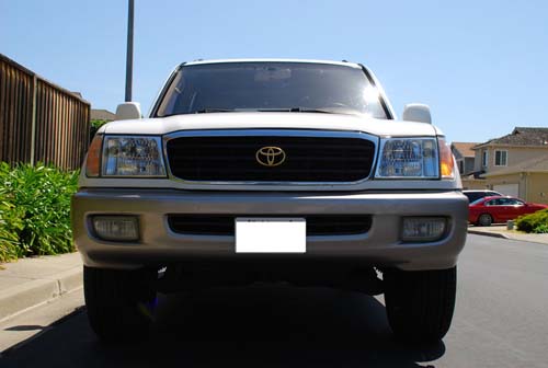 03-out_front1.jpg