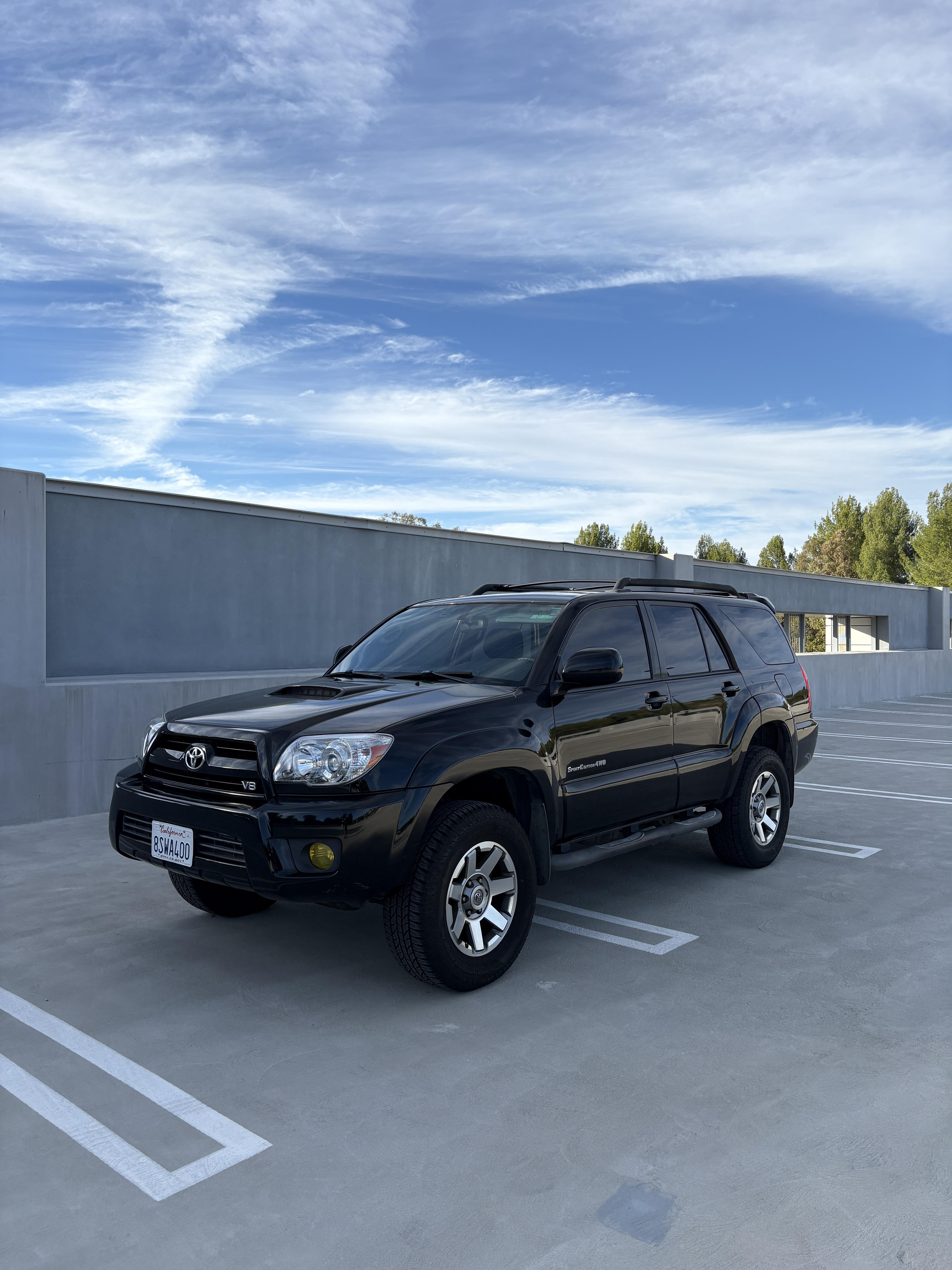 Los Angeles, CA: 2007 V84Runner 4x4 Sports Edition