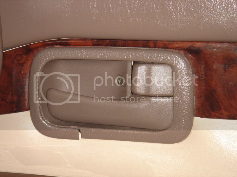 Latch_Bezel.jpg