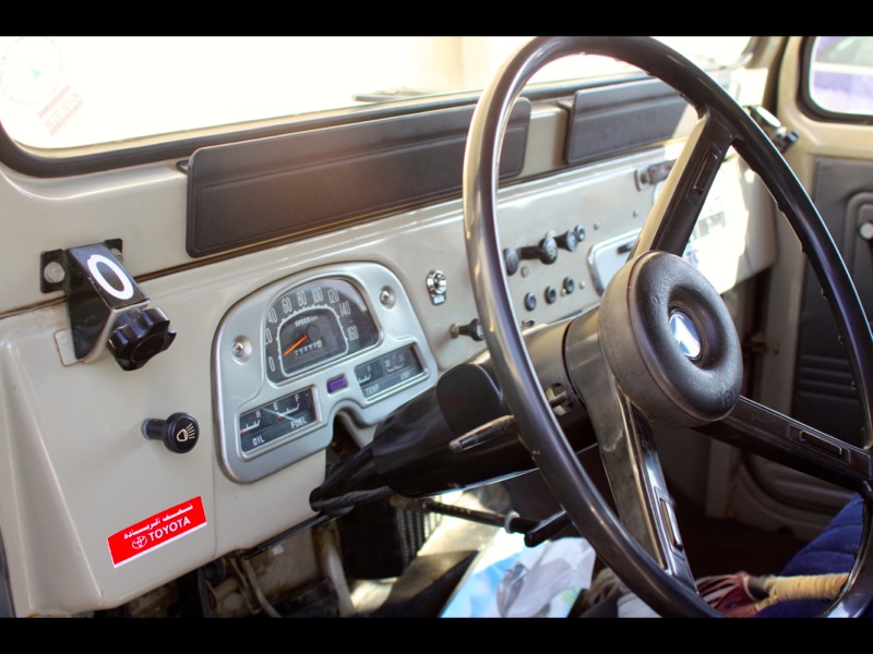 005dash.jpg