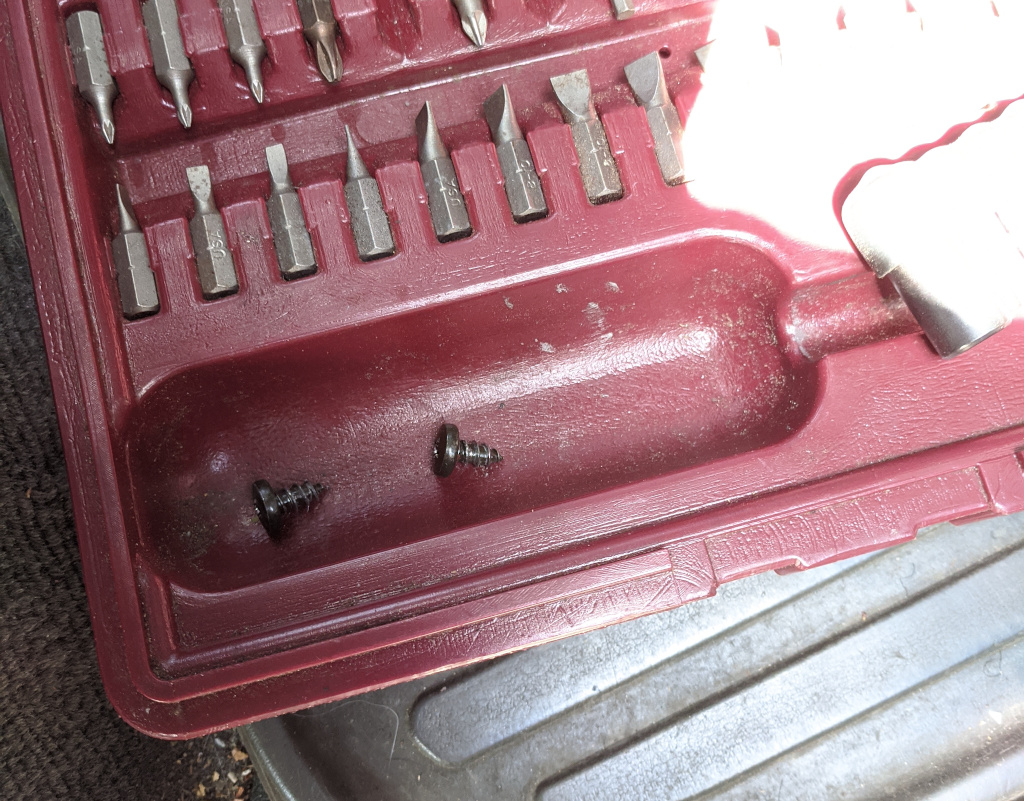 screws2.jpg