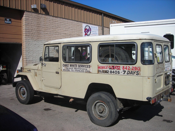 211221051-M.jpg