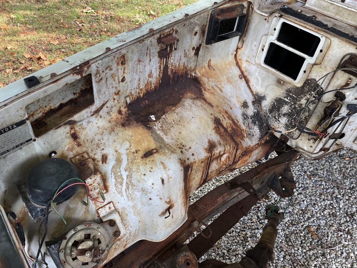 052dirtyfender.jpg