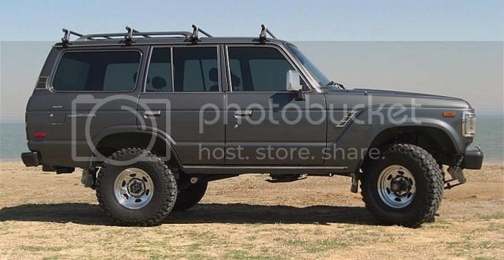FJ62Lifted.jpg