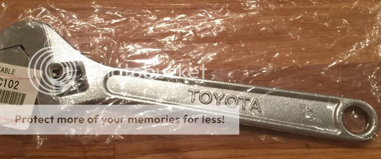 toyota_wrench2_zpsfib4wdrd.jpg