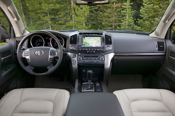 26_08_toyota_lcruiser-580op.jpg