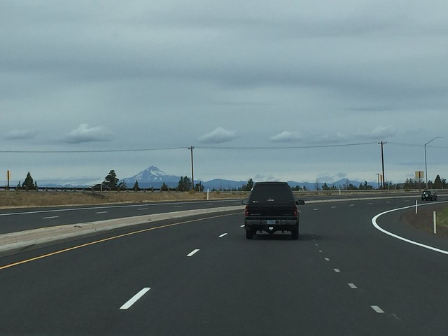 29062448594_54192e00f5_z.jpg