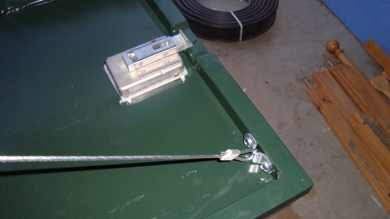 DoorCables016.jpg