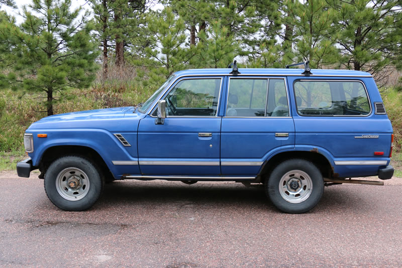 1988-Toyota-Land-Cruiser-FJ62-Blue-IMG_3422.jpg