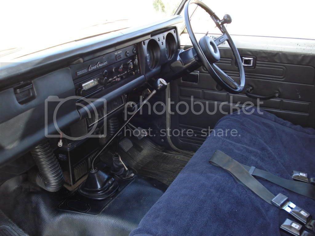 FJ55-interior5.jpg
