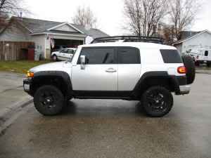 2007 FJ CLEAN - Toyo MT's