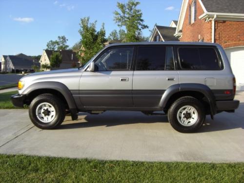 toyota_landcruiser_91_26P_01.jpg