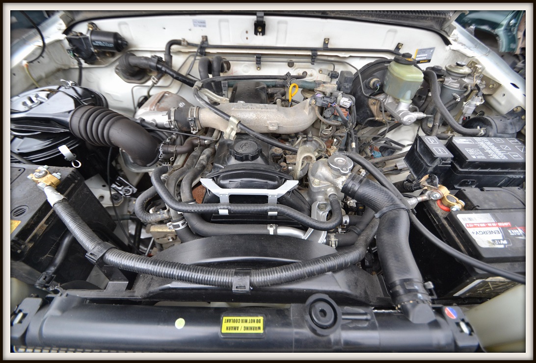 HILUX-2.4-TD-122825-Kms-4-1.jpg