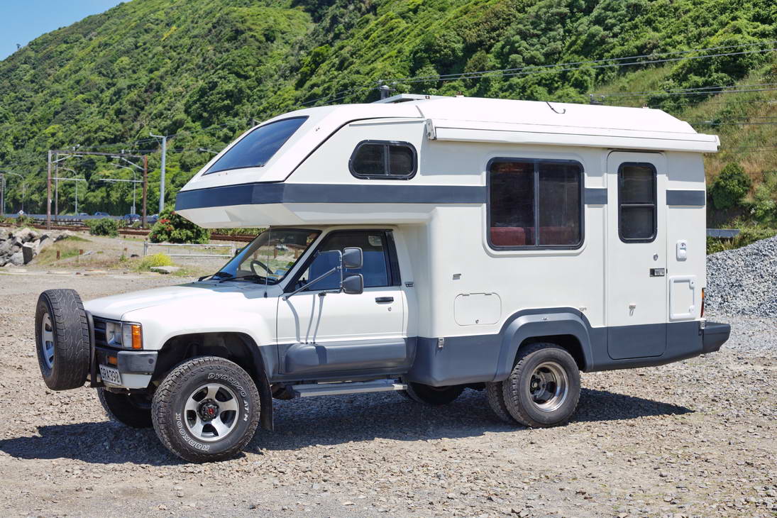 88_hilux_4x4_1kz_camp_03.JPG