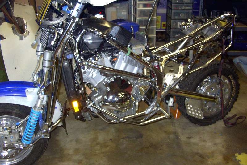 EngineInLeft800b.jpg
