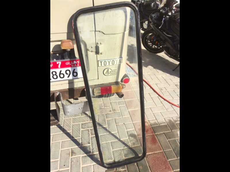 019window.jpg