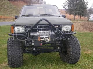 85 Toyota SR5 4x4-EFI-XCAB-Solid Axle-35's-LOTS OF MODS-MUST SEE