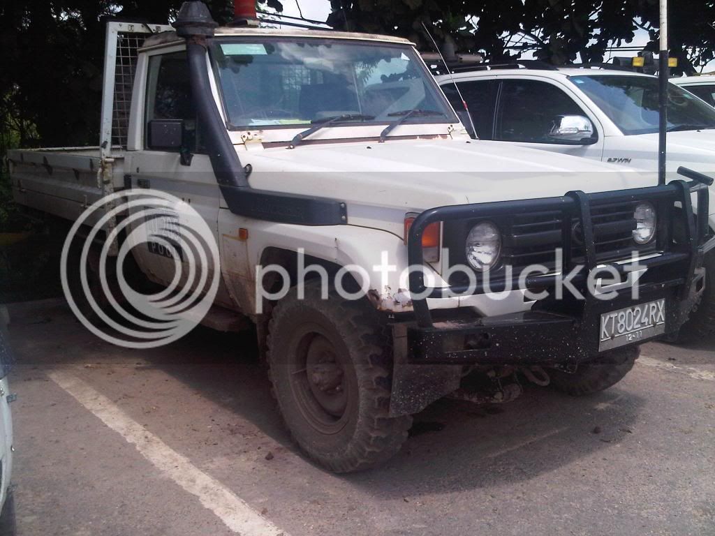 LANDCRUISERSERIES7026-1_zps3e43ecf8.jpg