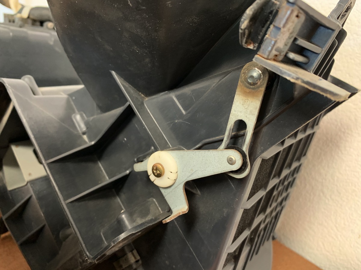 MUD_HVAC_14freshrecirc.jpg