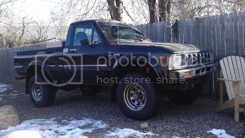 1982 Hilux 4x4 2700.00