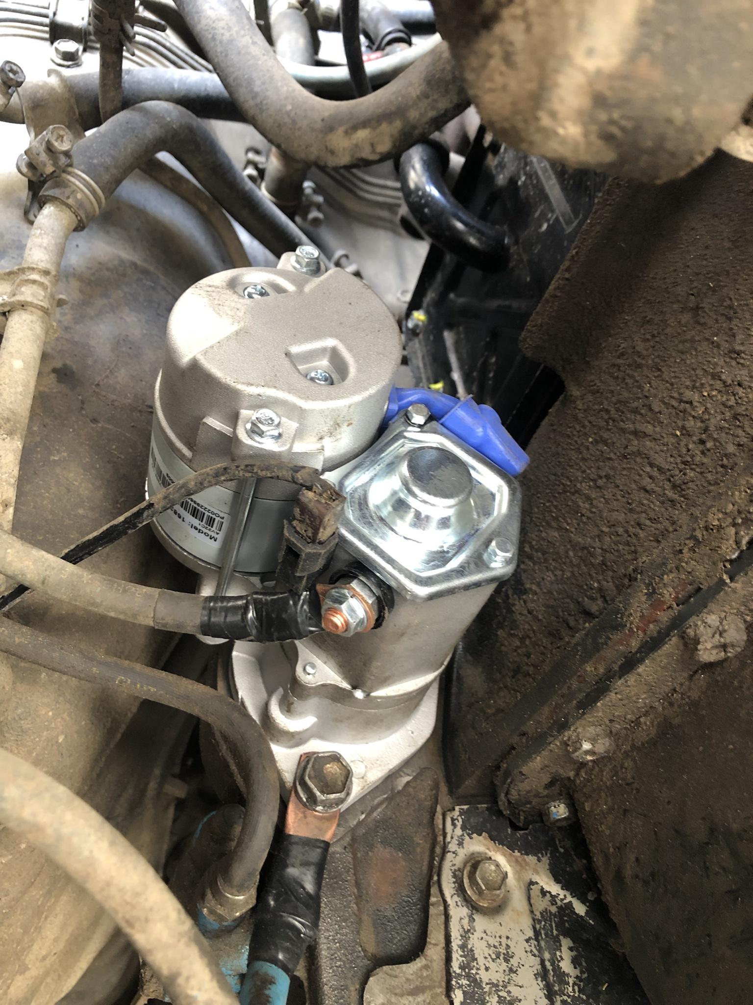 9V8mdxt.jpg