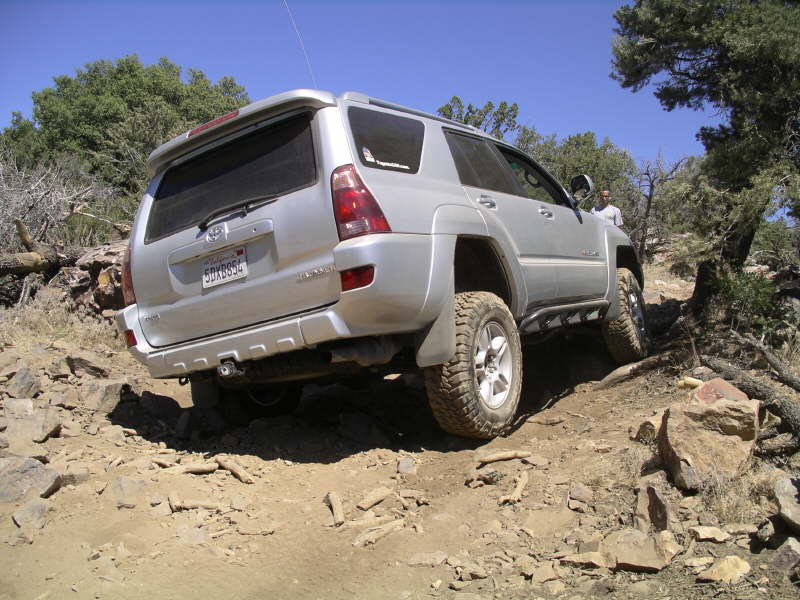 db_25james_at_first_obstacle1.jpg