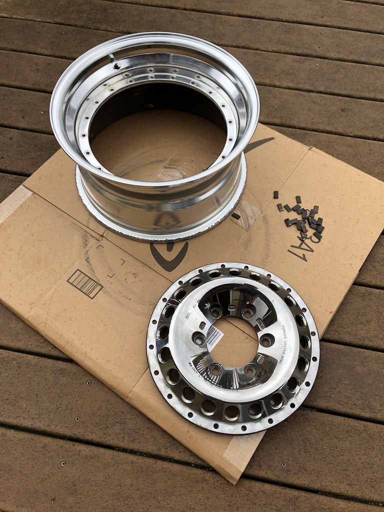 41394886394_1bfa81de00_b.jpg
