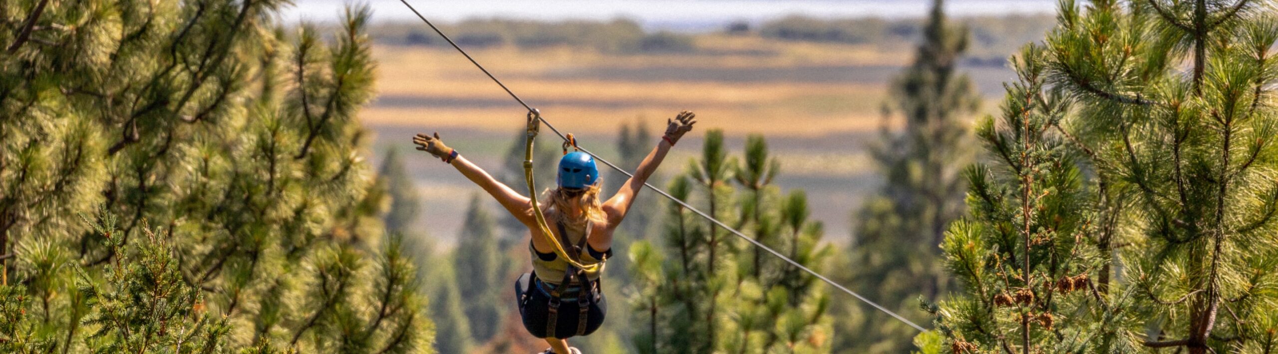 craterlakezipline.com