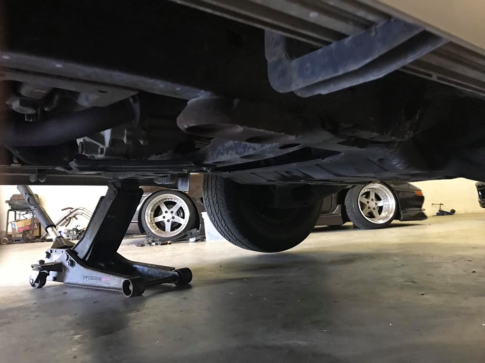 E30khoR.jpg
