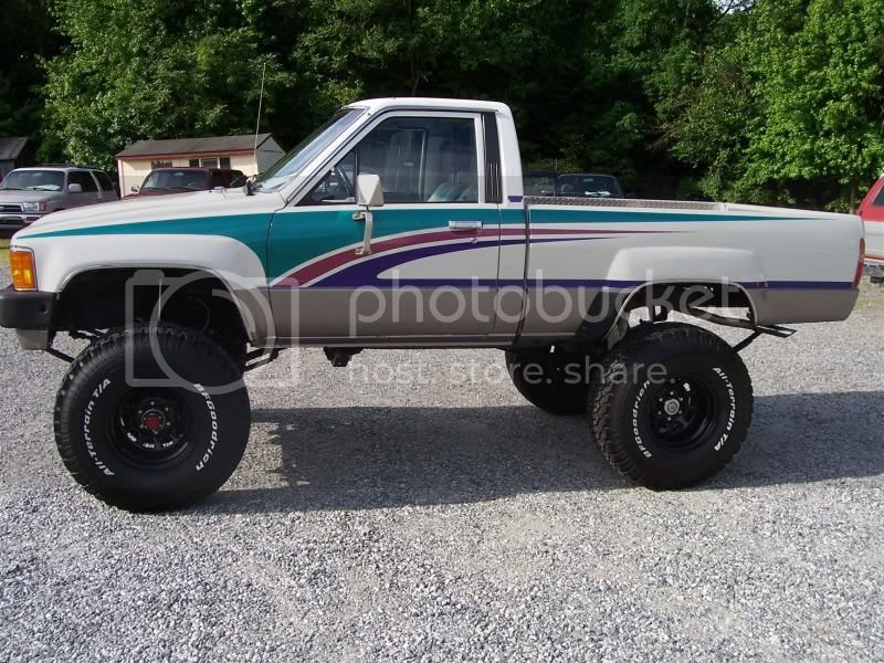 1985 Toyota Lifted 122,000 miles $6500  High Point NC
