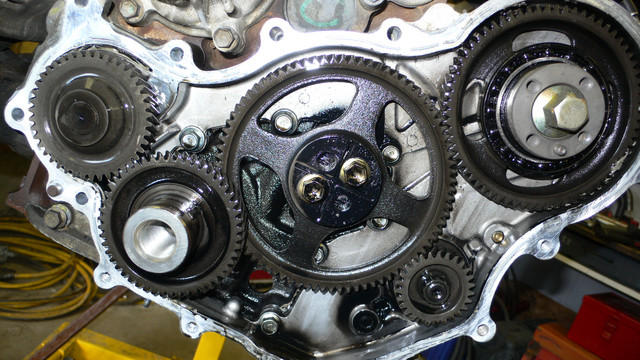 1HZ-timing-gears.jpg