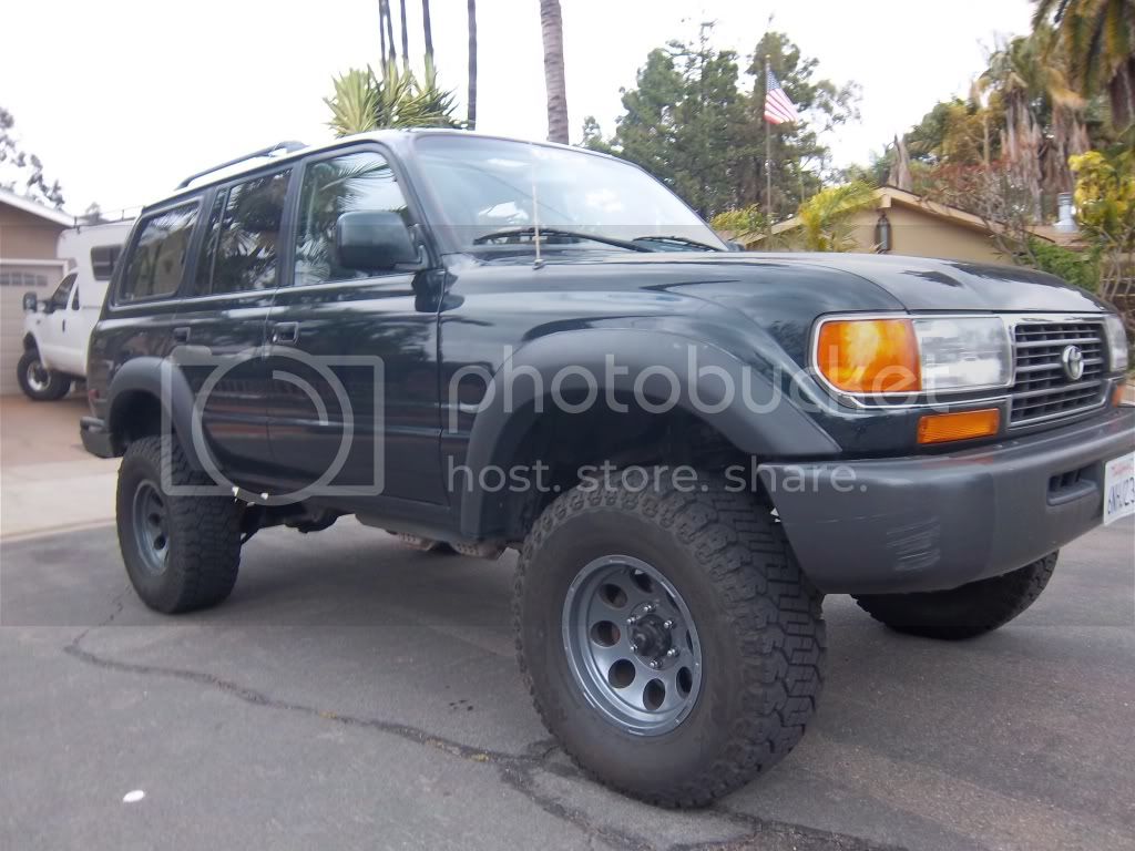 1995 Toyota FZJ-80 LandCruiser Locked and Lifted