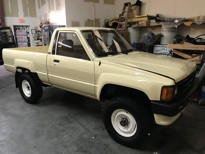 1986-toyota-pickup
