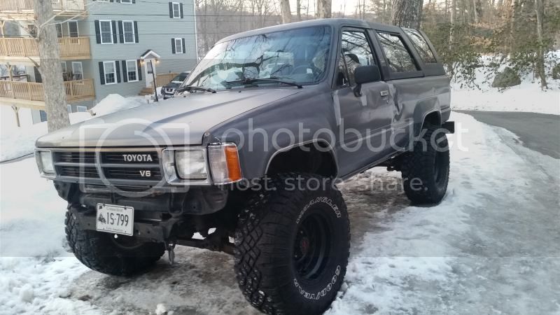 1989 4runner v6 5spd, lockers, gears, 33's, etc