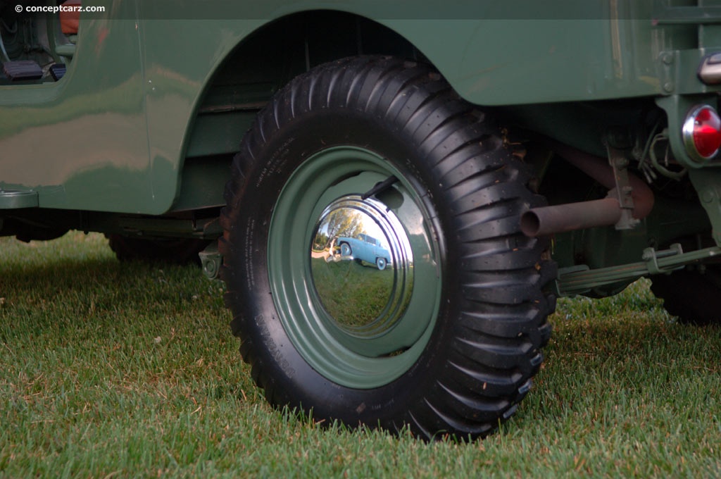 61-Toyota_FJ25_LandCruiser_DV-08_CC_02.jpg