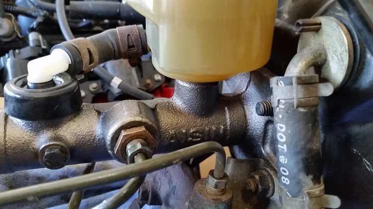 65--new-master-cylinder.jpg