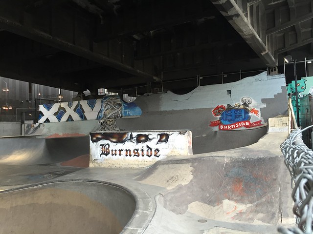 29577896982_12d06b5477_z.jpg