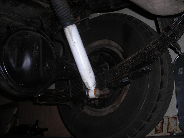 215449304-M.jpg