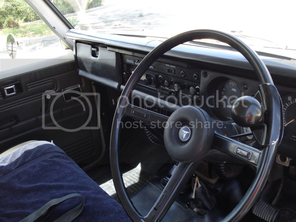 FJ55-interior2.jpg